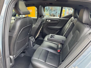 Volvo XC40 Volvo XC40 1.5 T5 R Design - Panoramadak - leer - 360 camera - trekhaak org. - afbeelding nr 32