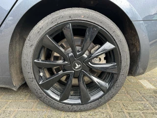 Tesla Model 3 Tesla Model 3 Long Range AWD 75 kWh BLACK LINE! - afbeelding nr 18