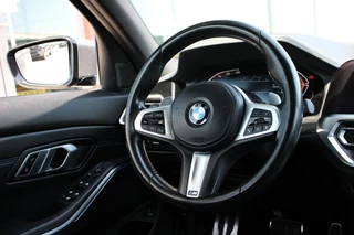 BMW 3 Serie BMW 3 Serie Touring 320i High Executive M Pakket | Pano | Laser | Leder - afbeelding nr 19
