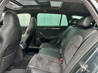 Škoda Superb Škoda Superb Combi 1.5 TSI DSG AUT. SPORTLINE BUS. PANODAK / TREKHAAK - afbeelding nr 21