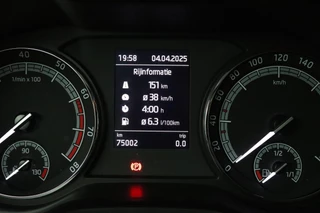 Škoda Karoq Skoda Karoq 1.0 TSI Clever Edition (PARKEERSENSOREN, CRUISE CONTROL, ACHTERUITRIJCAMERA, STOELVERWARMING, NAVIGATIE, NL-AUTO) - afbeelding nr 12