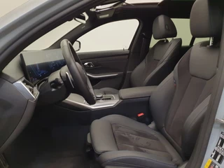 BMW 3 Serie BMW 3 Serie Touring 330e M-Sport Wegklapbare trekhaak, Panoramadak, ACC - afbeelding nr 24