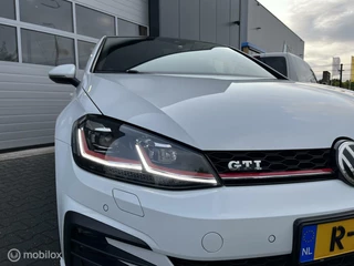 Volkswagen Golf Volkswagen Golf 7.5 2.0 TSI GTI DSG Automaat / Pano / ACC - afbeelding nr 6