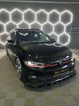 Volkswagen Polo Volkswagen Polo 2.0 GTI Virtual KW-SchroefsetPano Dsg beats dcc navi keyless - afbeelding nr 2