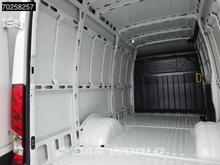 Iveco Daily Iveco Daily 35C21 3.0L Automaat 2025 model Dubbellucht L2H2 LED ACC CarPlay Camera Parkeersensoren 12m3 Airco - afbeelding nr 8