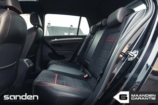 Volkswagen Golf Volkswagen Golf 2.0 TSI GTI|PANO|Honeycomb bekl.|Keyless|Dyn - afbeelding nr 32