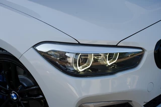 BMW 1 Serie BMW 1-serie M140i LCI2 | Schuifdak | Navi Pro | 719M | M Sport onderstel | Zaero diffuser | Alpinweiss - afbeelding nr 36