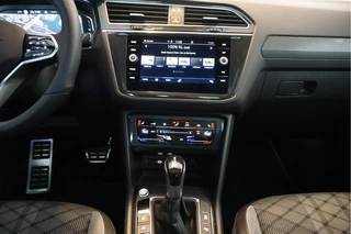 Volkswagen Tiguan Panoramadak | Adaptive Cruise | Lane Departure | Apple Carplay | 20inch | Stoel- stuurverwarming | Aut7 - afbeelding nr 7