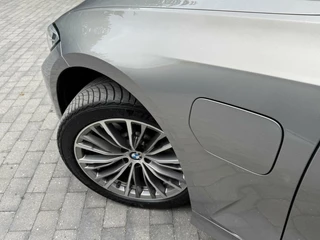 BMW 3 Serie BMW 3-serie Touring 330e Automaat | Leer | Adaptieve cruise control | DAB radio | Getint glas | LED verlichting | Stoelverwarming | Audio installatie | Apple CarPlay | Parkeersensoren voor en achter - afbeelding nr 64