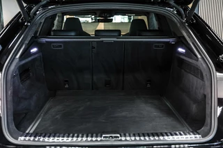 Audi RSQ8 Audi RSQ8 4.0 TFSI Quattro|Ceramic|Dynamic plus|Carbon|Nacht - afbeelding nr 28
