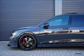 Volkswagen Golf Volkswagen Golf 8 GTI Clubsport | Pano | HK | Matrix IQ | Alcantara | ACC | Rijdersauto Edition | Urano Grijs - afbeelding nr 16