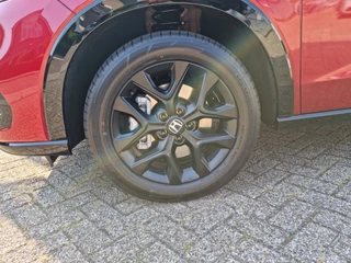 Honda ZR-V Honda ZR-V 2.0 e:HEV Sport VOORRAAD DEAL Dodehoekdetectie, Draadloze oplader , All-in Rijklaarprijs - afbeelding nr 7