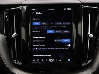 Volvo XC60 Volvo XC60 T6 PLUG-IN HYBRID LONG RANGE PLUS BRIGHT SCHUIFDAK ACC BLIS LEDE - afbeelding nr 29