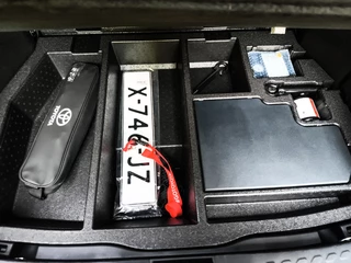 Toyota C-HR Toyota C-HR 2.0 Hybrid Executive (184PK) 1e-Eig. & Dealer-Onderh. BOVAG-Garantie. NL-Auto. - afbeelding nr 46