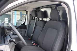 Ford Transit Custom Ford Transit Custom 320 2.0 TDCI L2H1 Trend 2025 Incl. BPM Excl. BTW 136pk | Ford Voorraad | Handmatige regeneratie roetfilter | Laadruimte beschermingspakket (Trend) | Trekhaakvoorbereiding | Centrale dubbele vergrendeling | Navigatie systeem | LED koplampen met automatisch grootlicht | Programmeerbare voertuig interface - afbeelding nr 15