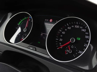 Volkswagen Golf Volkswagen Golf TSI GTE 245PK / GTI R Perf. ed. / LED - afbeelding nr 12