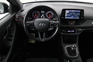Hyundai i30 Hyundai i30 Fastback N2 2.0 T-GDI | Stoel & stuurverwarming | Full LED | Memory | Camera | Carplay | Leder/Alcantara | Keyless | Navigatie - afbeelding nr 3