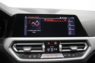 BMW 3 Serie BMW 3 Serie 318I Sedan Business Edition Automaat - Carplay - afbeelding nr 18