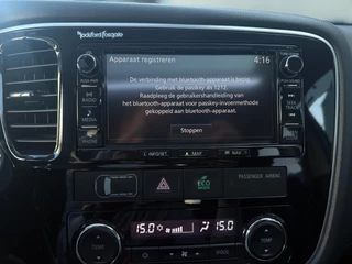 Mitsubishi Outlander Mitsubishi Outlander 2.0 PHEV 4x4 | Luxe | Rockford Audio | 360° Camera | Navi | Schuif-/kanteldak - afbeelding nr 19