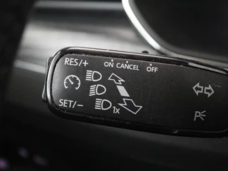 Škoda Superb Skoda Superb 1.4 TSI iV Business Edition Plus | Panoramadak |  Virtual Cockpit | Stoelverwarming | Camera | Carplay | Full LED | Memory | Navigatie | Parkeerhulp - afbeelding nr 17