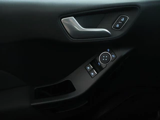 Ford Fiesta Ford Fiesta 1.1 Trend NAVI | Carplay | Cruise | 1ste eig. | 85PK - afbeelding nr 18