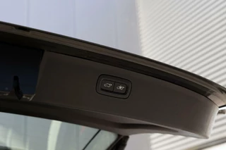Volvo XC90 Volvo XC90 2.0 T8 Plug-in hybrid AWD Ultra Bright Longrange|Panorama|Trekhaak|H/K Audio - afbeelding nr 33