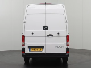 MAN TGE | Airco | Cruise | 3-Persoons | 270 Graden deuren | Betimmering - afbeelding nr 11