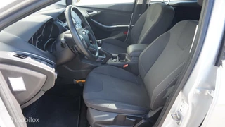 Ford Focus Ford Focus Wagon 1.0 EcoBoost Edition Plus Navi | Trekhaak | PDC V+A | Dist Riem vervangen - afbeelding nr 11