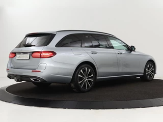 Mercedes-Benz E-Klasse Mercedes-Benz E-klasse 300de Avantgarde | Schuifdak | Stoelverwarming |  Carplay | Sfeerverlichting | Trekhaak | 360 camera | Navigatie | Full LED - afbeelding nr 40