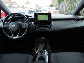 Toyota Corolla Toyota Corolla 1.8 Hybrid First Edition | STUUR+STOELVERWARMING | ADAPTIVE CRUISE CONTROL | NAVI | CAMERA | KEYLESS START | DAB+ | - afbeelding nr 5