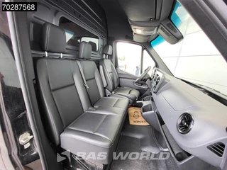 Mercedes-Benz Sprinter Mercedes Sprinter 317 CDI Automaat L3H2 170PK Airco Camera Parkeersensoren MBUX CarPlay Euro6 L3 15m3 Airco - afbeelding nr 13