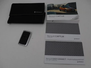 Renault Captur Renault Captur 1.0 TCe Intens | Trekhaak | Camera | Carplay |  Climate control | Keyless | Full LED | Cruise control | Bluetooth | Getint glas - afbeelding nr 12