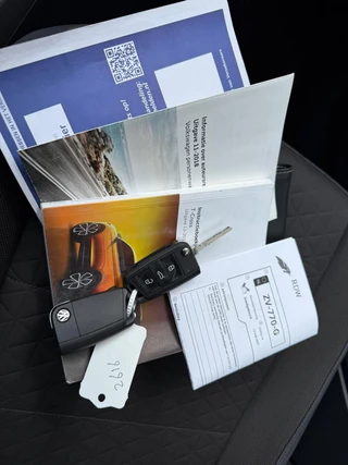 Volkswagen T-Cross Volkswagen T-Cross 1.0 TSI Style CAMERA | CARPLAY | PDC | CRUISE | AIRCO | NWE APK - afbeelding nr 25