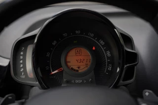 Toyota Aygo Toyota Aygo 1.0 VVT-i x-JBL 72 PK | Camera | Automaat | Carplay | 15'Inch | - afbeelding nr 14