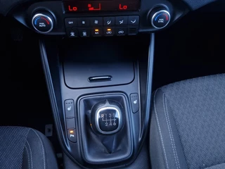 Kia Carens Kia Carens 1.6 GDi ExecutiveL. STUURVERWARMING / APPLE CARPLAY / ANDROID AU - afbeelding nr 7