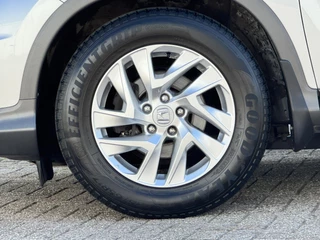 Honda CR-V Honda CR-V 2.0 Comfort Cruise ontrol Climate control Stoelverwarming Achteruitrijcamera Bleutooth - afbeelding nr 17