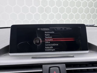 BMW 1 Serie BMW 1-serie M135i Executive RWD Schuifdak Xenon Leer Carplay - afbeelding nr 32