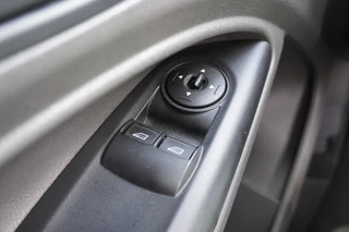 Ford Transit Connect Ford Transit Connect 1.5 EcoBlue 100PK L2 EURO 6 - Airco - Navi - Cruise - € 8.900,- Excl. - afbeelding nr 21