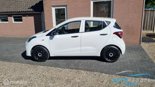 Hyundai i10 Hyundai i10 1.0i i-Drive - afbeelding nr 2
