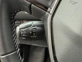 Peugeot 2008 Peugeot 2008 1.2 Allure - Stoelvw - CarPlay - cam - dealer o - afbeelding nr 17