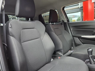 Suzuki Swift Suzuki Swift 1.2 83pk Select SmartHybrid | Camera | Carplay | Climate - afbeelding nr 17