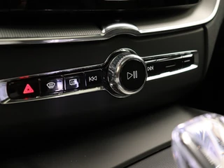 Volvo XC60 Volvo XC60 T8 PLUG-IN HYBRID ULTRA BLACK EDITION LUCHTVERING 360GR CAM SCHU - afbeelding nr 30