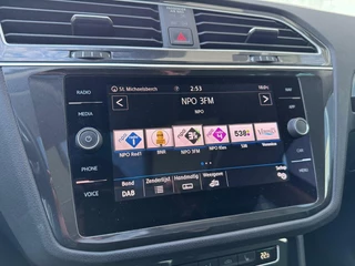 Volkswagen Tiguan Volkswagen Tiguan 1.5 TSI Comfortline Business|Panorama|ACC|Stoelverwarming|PDC|Airco|Navi| - afbeelding nr 16