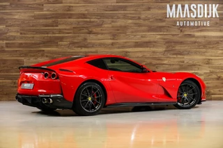 Ferrari 812 Superfast Ferrari 812 V12 Superfast|Full Carbon|Pass Display|JBL|Camera| - afbeelding nr 11