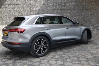 Audi e-tron Audi e-tron e-tron 55 Quattro Adv. I Geen Import I Parkeersensoren - afbeelding nr 3
