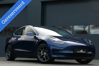 Tesla Model 3 - 304505412-0