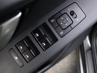 Kia Niro Kia Niro 1.6 GDi PHEV Edition 7 | Achteruitrijcamera | Automaat | Carpl - afbeelding nr 22