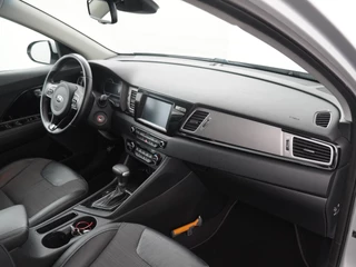 Kia Niro Kia Niro 1.6 GDi Hybrid DynamicLine - Navigatie - Camera - Climate control - Cruise control - Trekhaak - 12 maanden garantie - afbeelding nr 19