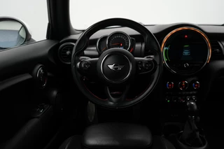 MINI Cooper Mini Mini 1.5 Cooper Chili Serious Business | John Cooper Works Chili Pakket | Keyless Entry | lederen bekleding | Navigatie | Parkeersensoren | verwarmde voorstoelen - afbeelding nr 22