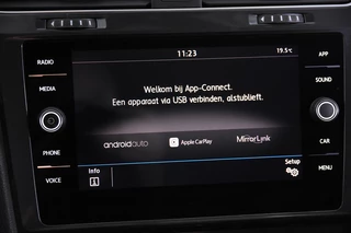 Volkswagen Golf Volkswagen Golf 1.0 TSI Comfortline *Navigatie*Airco*Carplay* - afbeelding nr 19